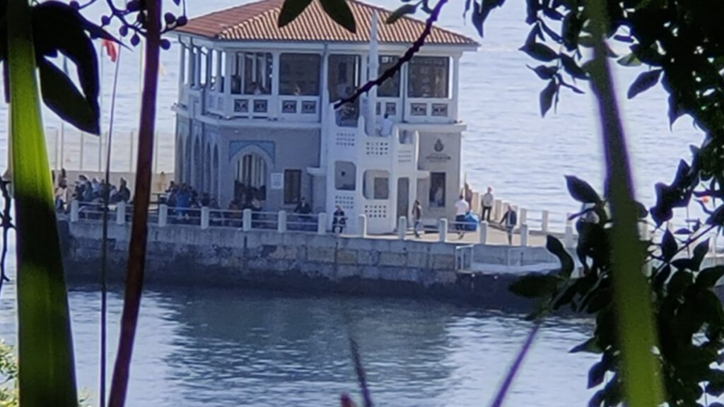 Moda İskelesi - Kadıköy Moda'da gezilecek yerler